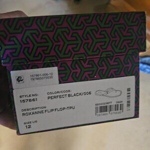 Tory Burch classic flip Roxanne size 12